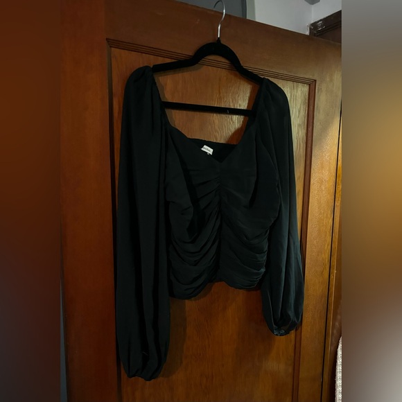 Abercrombie and Fitch Blouse - Picture 2 of 7